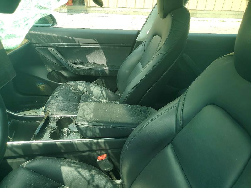 Photo 9 from auction – 2019 TESLA MODEL 3 with VIN 5YJ3E1EB4KF388014