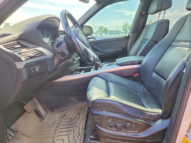 Photo 7 from auction – 2010 BMW X5 with VIN 5UXFE8C57AL311148