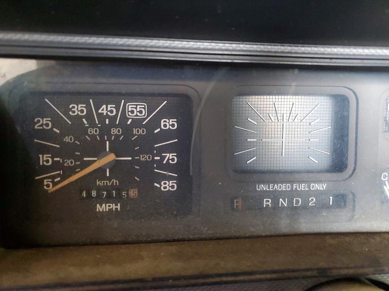 Photo 9 from auction – 1985 FORD F150 with VIN 1FTCF15HXFLA31523