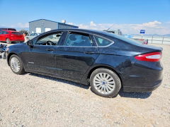 Photo 2 from auction – 2016 FORD FUSION with VIN 3FA6P0LU2GR227596
