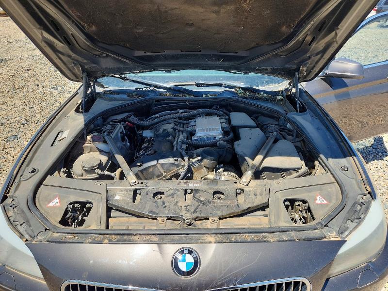 Photo 11 from auction – 2011 BMW 528 with VIN WBAFR1C59BC742893