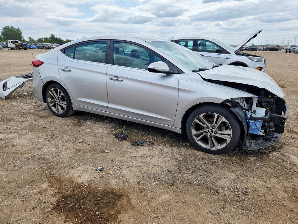 Photo 4 from auction – 2017 HYUNDAI ELANTRA with VIN 5NPD84LF4HH009901