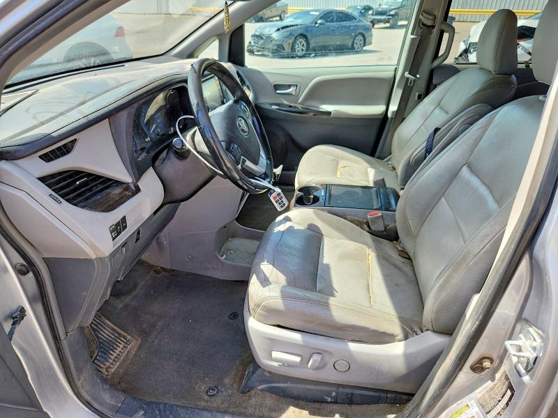 Photo 7 from auction – 2018 TOYOTA SIENNA with VIN 5TDYZ3DCXJS916438