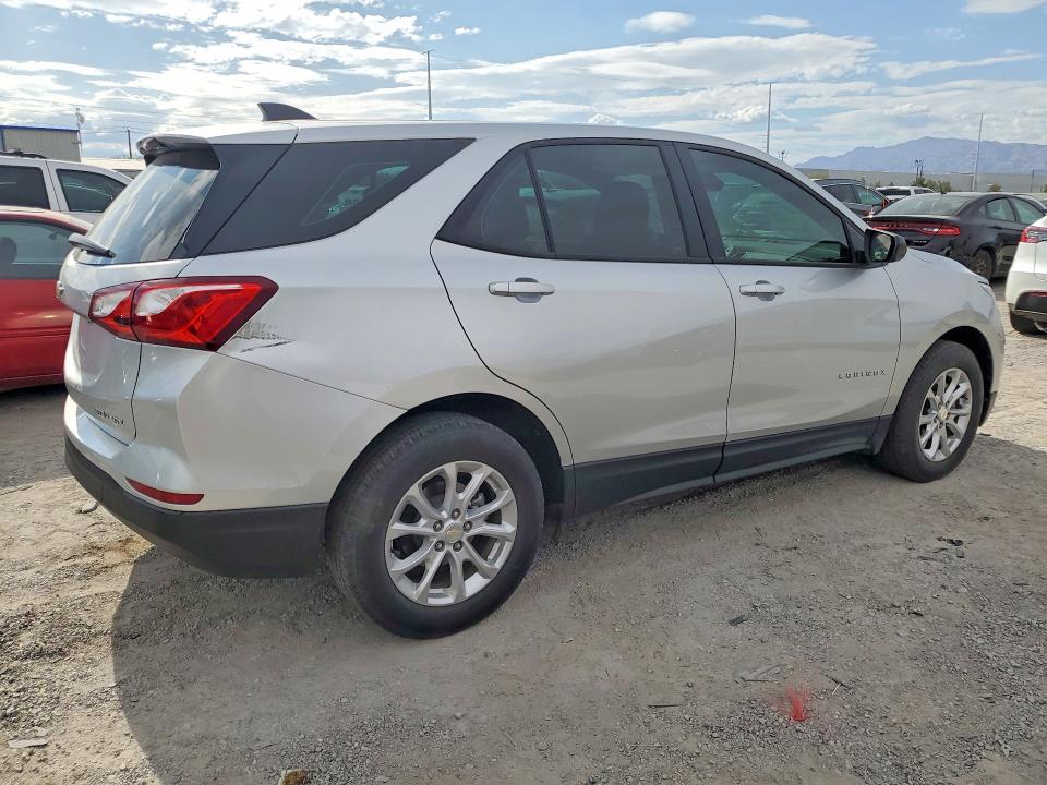 Photo 3 from auction – 2020 CHEVROLET EQUINOX with VIN 3GNAXHEVXLS550409