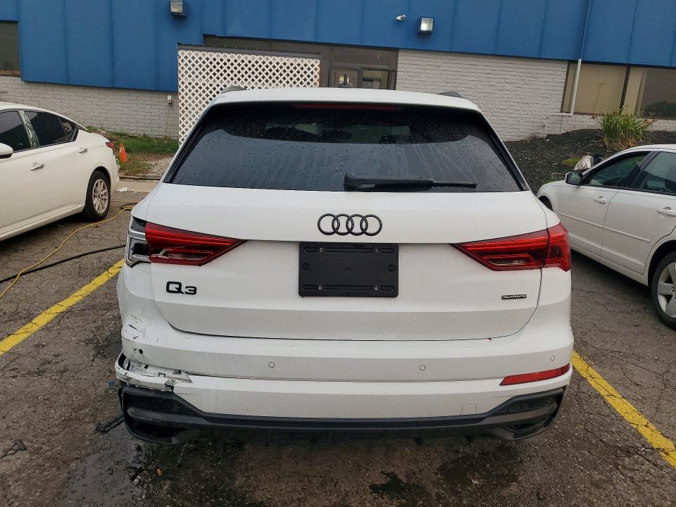 Photo 6 from auction – 2025 AUDI Q3 with VIN WA1EECF39S1040028