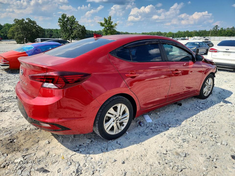 Photo 3 from auction – 2019 HYUNDAI ELANTRA with VIN 5NPD84LF4KH415202