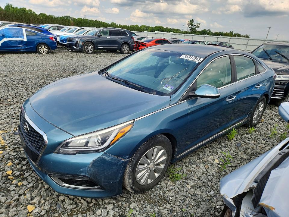 HYUNDAI SONATA 2016 with VIN KMHE24L16GA012911 - Photo from auction