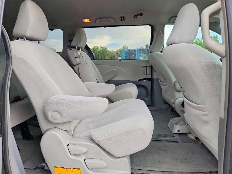 Photo 11 from auction – 2012 TOYOTA SIENNA with VIN 5TDKK3DC8CS208976