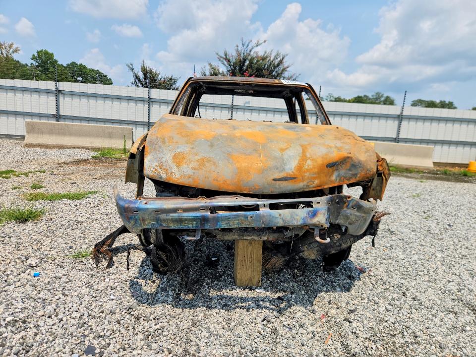 Photo 5 from auction – 2001 CHEVROLET SILVERADO with VIN 2GCEK19T611343534