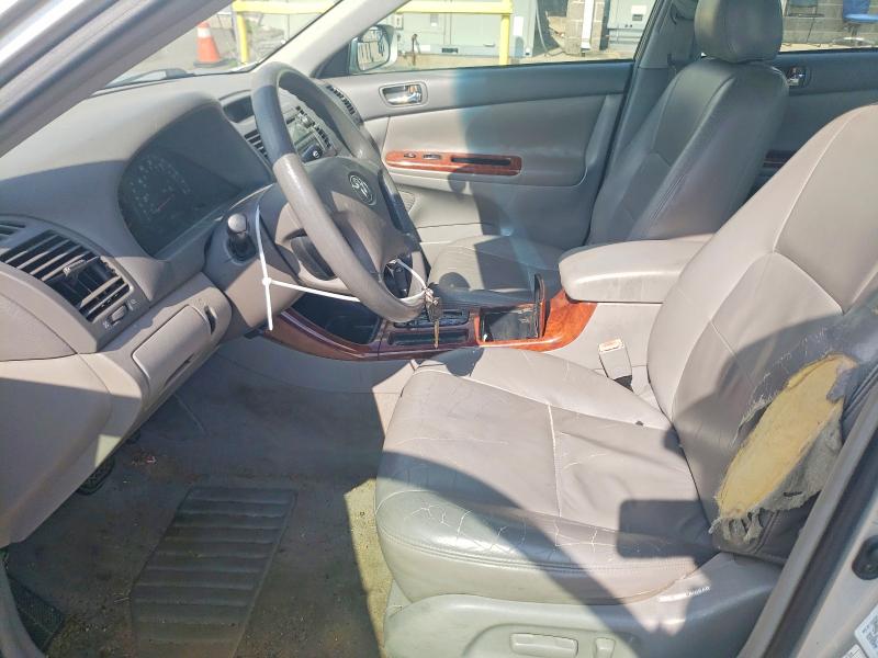 Photo 7 from auction – 2002 TOYOTA CAMRY with VIN 4T1BE30K12U620554