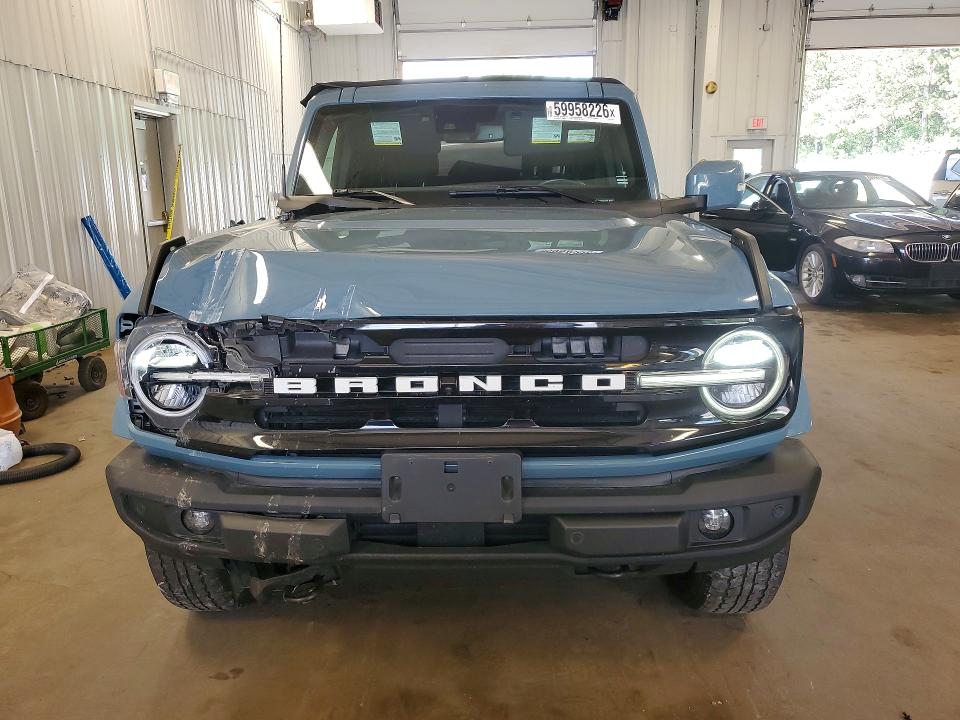 Photo 5 from auction – 2022 FORD BRONCO with VIN 1FMDE5BH3NLB71412