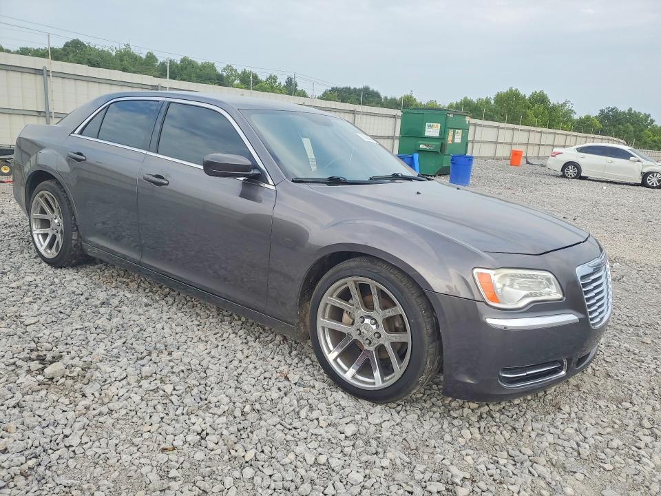Photo 4 from auction – 2014 CHRYSLER 300 with VIN 2C3CCAAG2EH138409