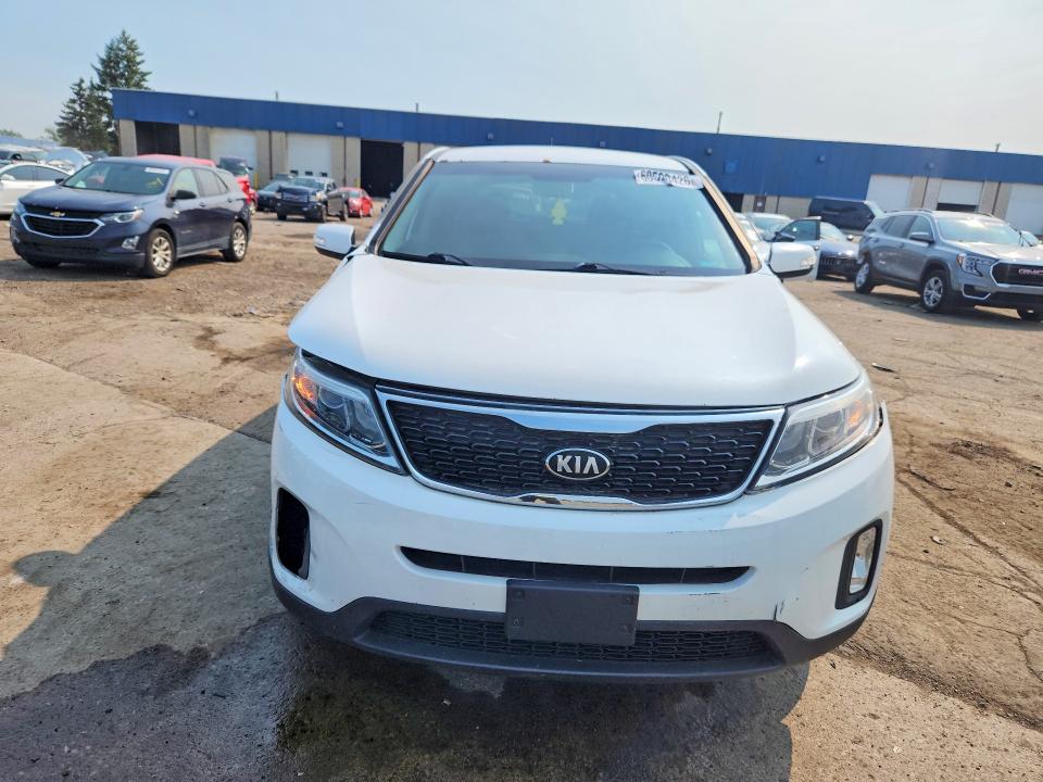 Photo 5 from auction – 2014 KIA SORENTO with VIN 5XYKTCA68EG486014