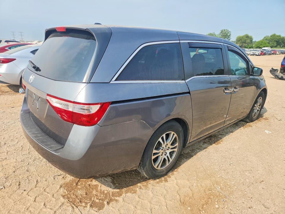 Photo 3 from auction – 2012 HONDA ODYSSEY with VIN 5FNRL5H60CB101534