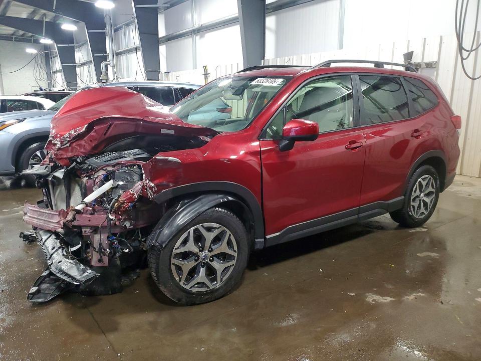 SUBARU FORESTER 2019 with VIN JF2SKAEC5KH569279 - Photo from auction