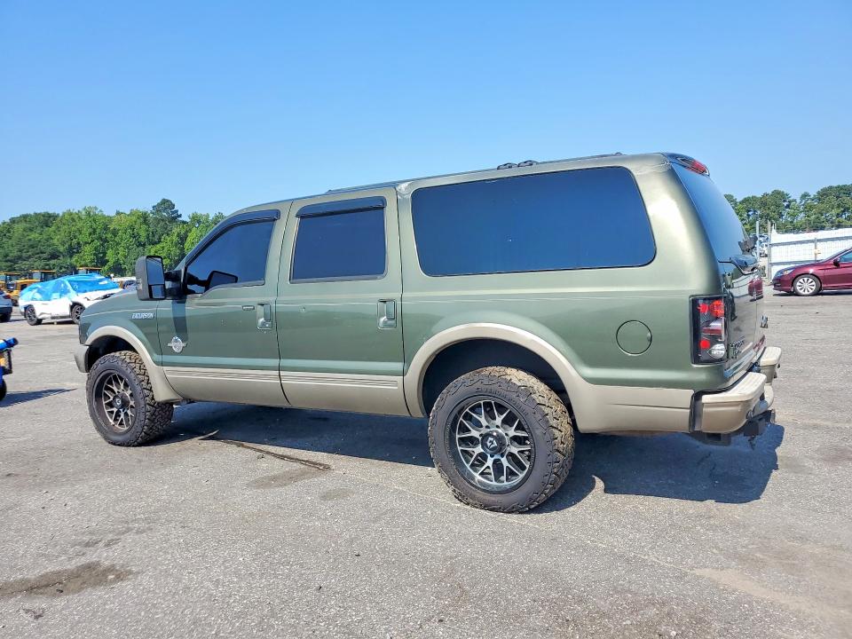 Photo 2 from auction – 2004 FORD EXCURSION with VIN 1FMNU44P14EE06561