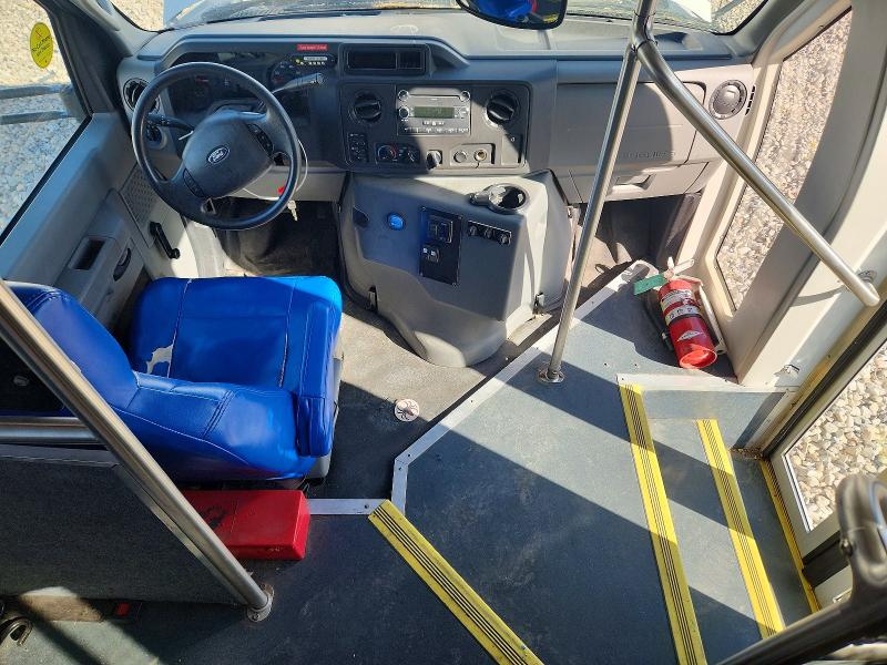 Photo 8 from auction – 2017 FORD ECONOLINE with VIN 1FDFE4FS7HDC06590