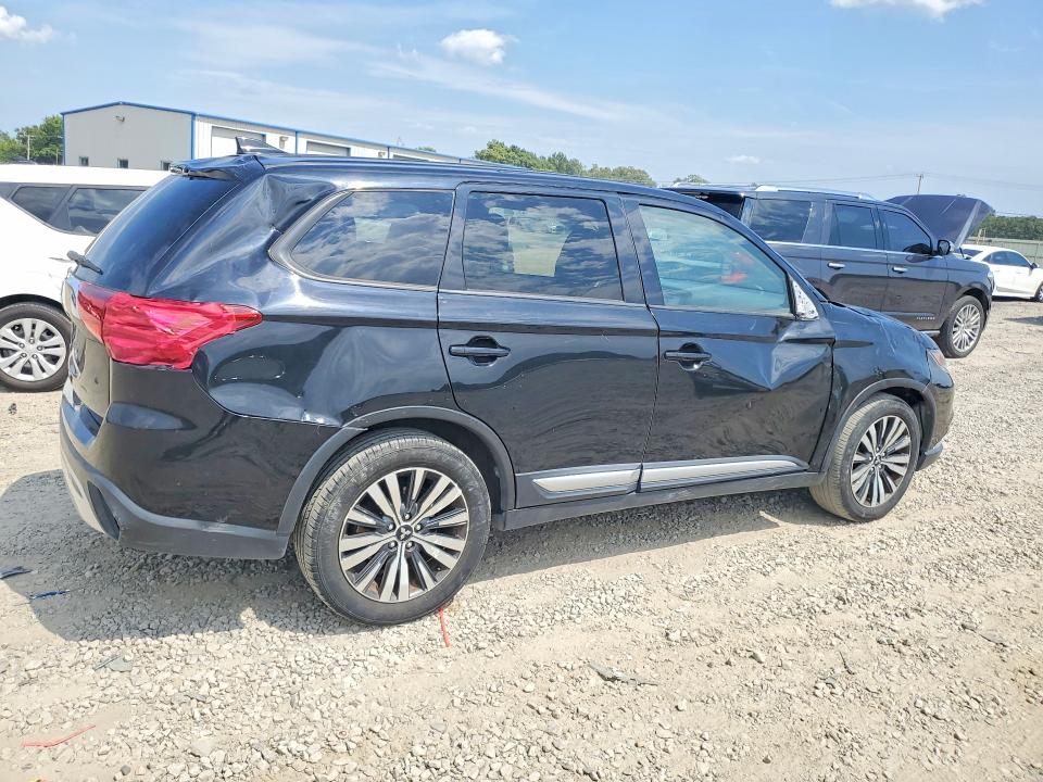 Photo 3 from auction – 2020 MITSUBISHI OUTLANDER with VIN JA4AD2A3XLJ001761