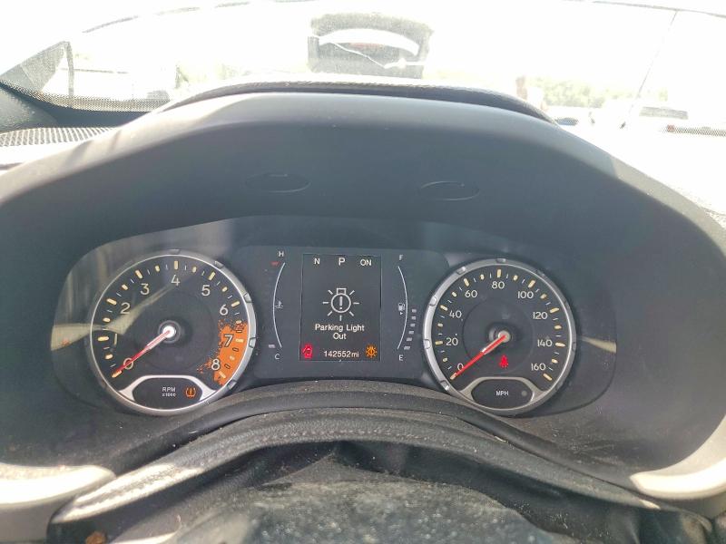 Photo 9 from auction – 2018 JEEP RENEGADE with VIN ZACCJBAB7JPJ46359