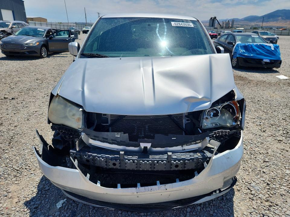 Photo 5 from auction – 2011 DODGE GRAND CARAVAN with VIN 2D4RN7DG2BR776375