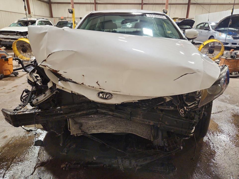 Photo 5 from auction – 2015 KIA OPTIMA with VIN KNAGM4A70F5623231