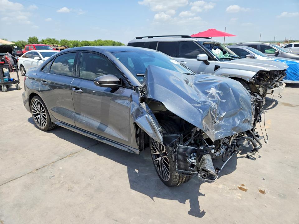 Photo 4 from auction – 2025 AUDI S3 with VIN WAUH5DGY5SA036333
