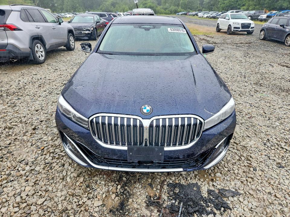 Photo 5 from auction – 2020 BMW 750 with VIN WBA7U2C09LBM62153