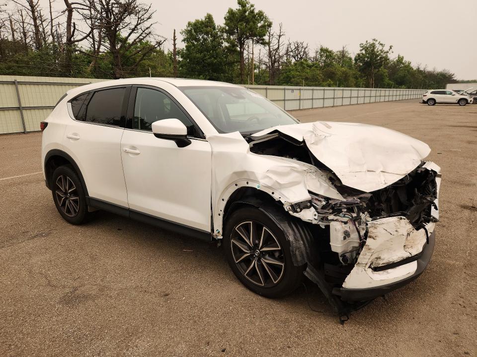 Снимка 4 от търг – 2017 MAZDA CX-5 с VIN JM3KFBDL4H0183512