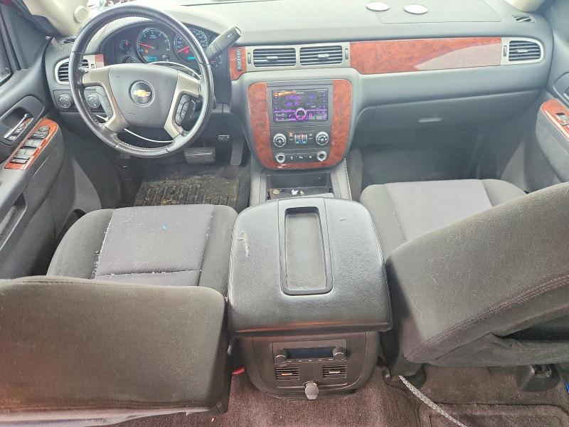 Photo 8 from auction – 2011 CHEVROLET AVALANCHE with VIN 3GNTKEE34BG149959