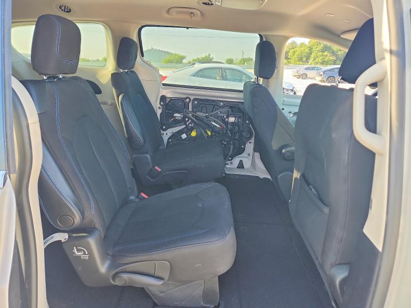 Photo 11 from auction – 2021 CHRYSLER PACIFICA with VIN 2C4RC1FG7MR556309