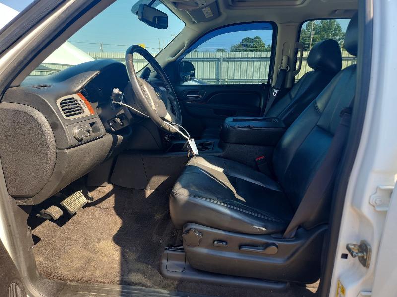 Photo 7 from auction – 2013 CHEVROLET TAHOE with VIN 1GNSCBE03DR359775