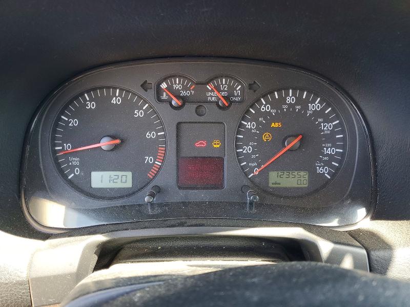 Photo 9 from auction – 2001 VOLKSWAGEN JETTA with VIN 3VWTG29M81M078712