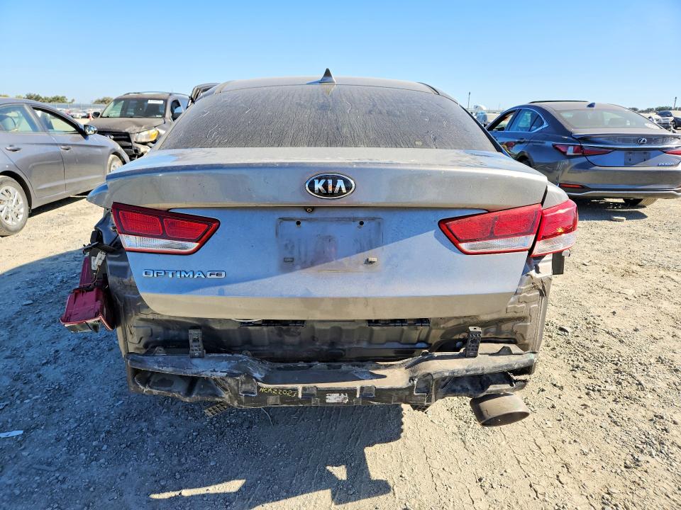 Photo 6 from auction – 2016 KIA OPTIMA with VIN 5XXGT4L38GG082085