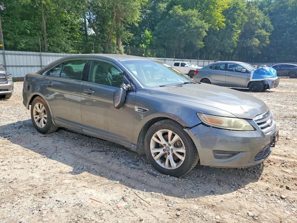 Photo 4 from auction – 2011 FORD TAURUS with VIN 1FAHP2HW7BG130862