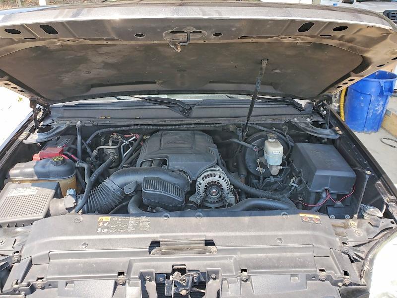 Photo 11 from auction – 2013 GMC YUKON with VIN 1GKS2EEFXDR104093