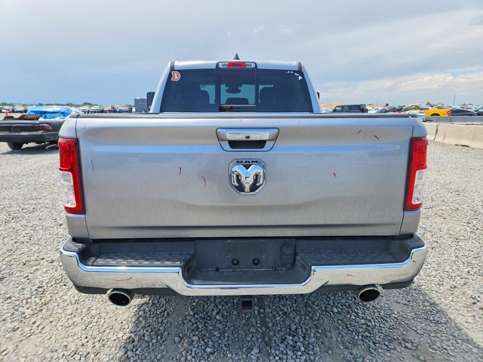 Фото 6 с аукциона – 2020 RAM 1500 с VIN 1C6RREFT2LN105567