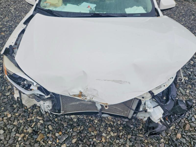 Photo 11 from auction – 2016 TOYOTA COROLLA with VIN 2T1BURHE2GC733605