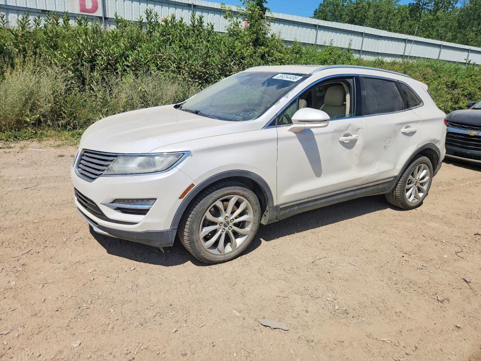 LINCOLN MKC 2016 مع رقم تعريف المركبة 5LMCJ2C94GUJ21576 - صورة من المزاد