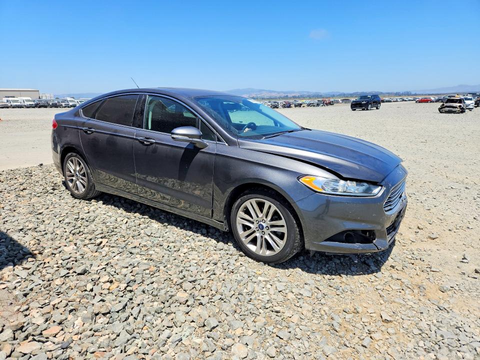 Photo 4 from auction – 2015 FORD FUSION with VIN 3FA6P0HD9FR226811