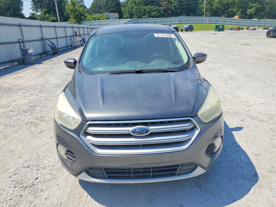 Photo 5 from auction – 2017 FORD ESCAPE with VIN 1FMCU9GD5HUC42524
