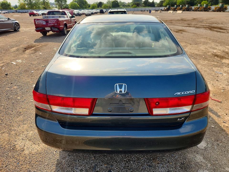 Photo 6 from auction – 2004 HONDA ACCORD with VIN 1HGCM56344A009415