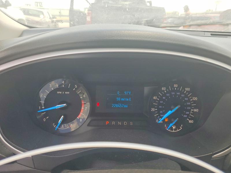 Photo 9 from auction – 2016 FORD FUSION with VIN 3FA6P0G71GR396299