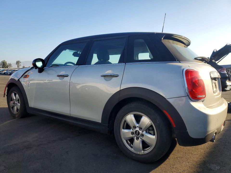 Photo 2 from auction – 2016 MINI COOPER with VIN WMWXU1C55G2D10823