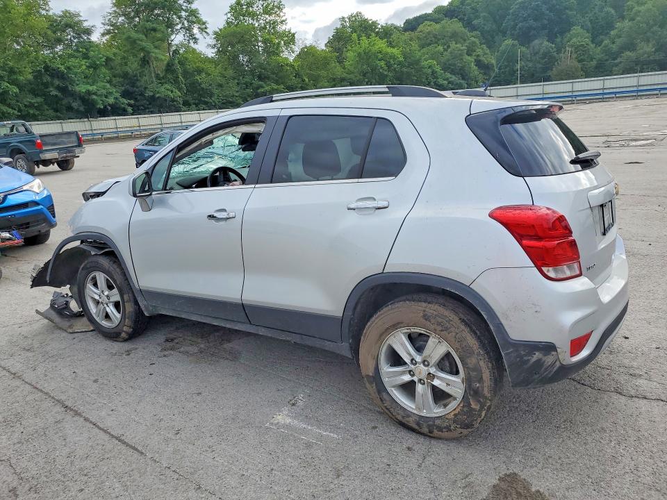 Photo 2 from auction – 2020 CHEVROLET TRAX with VIN KL7CJLSB0LB006400
