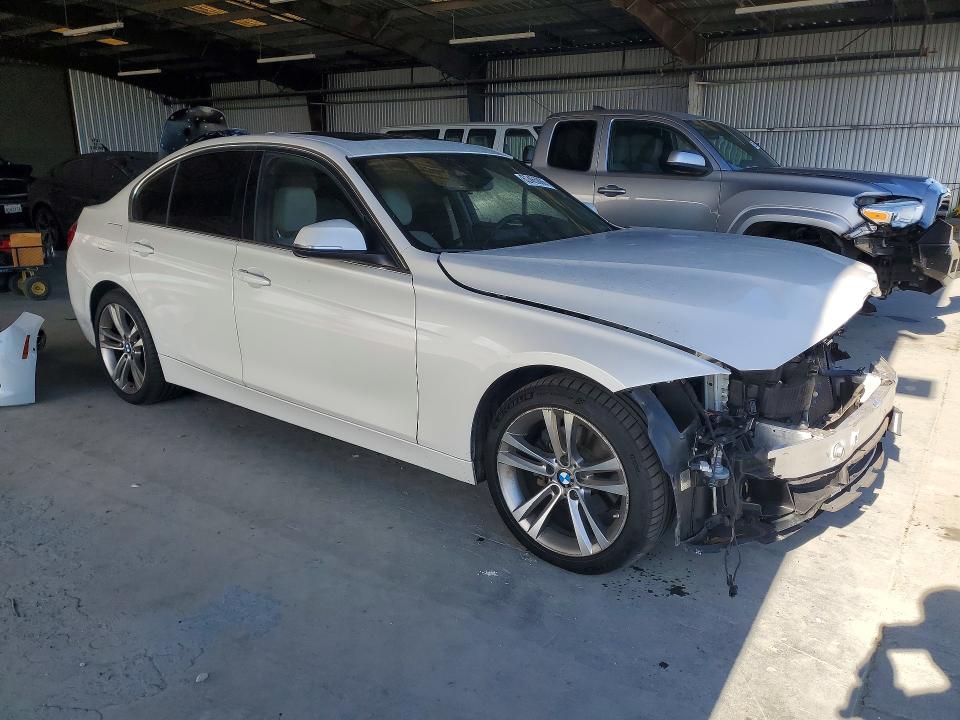 Photo 4 from auction – 2016 BMW 328 with VIN WBA8E9G55GNU28215