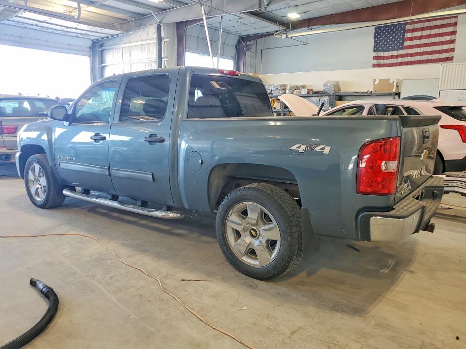 Photo 2 from auction – 2011 CHEVROLET SILVERADO with VIN 3GCPKSE35BG264353