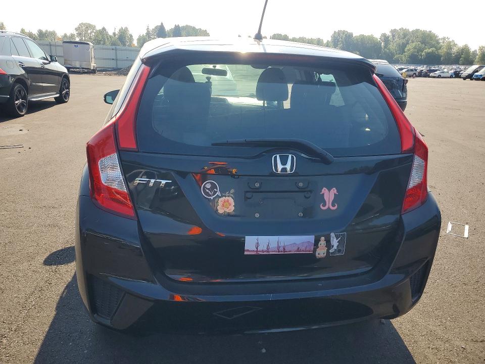 Photo 6 from auction – 2017 HONDA FIT with VIN 3HGGK5H56HM710990