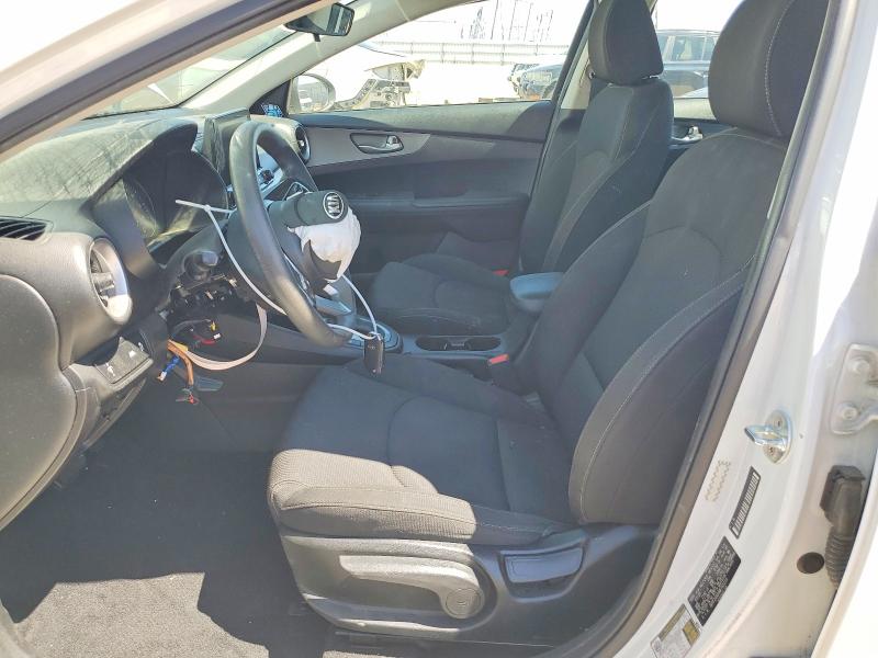 Photo 7 from auction – 2021 KIA FORTE with VIN 3KPF24AD4ME265319