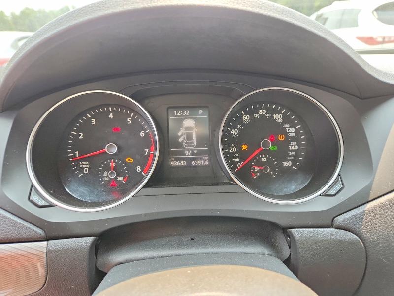 Снимка 9 от търг – 2018 VOLKSWAGEN JETTA с VIN 3VWDB7AJ7JM248656