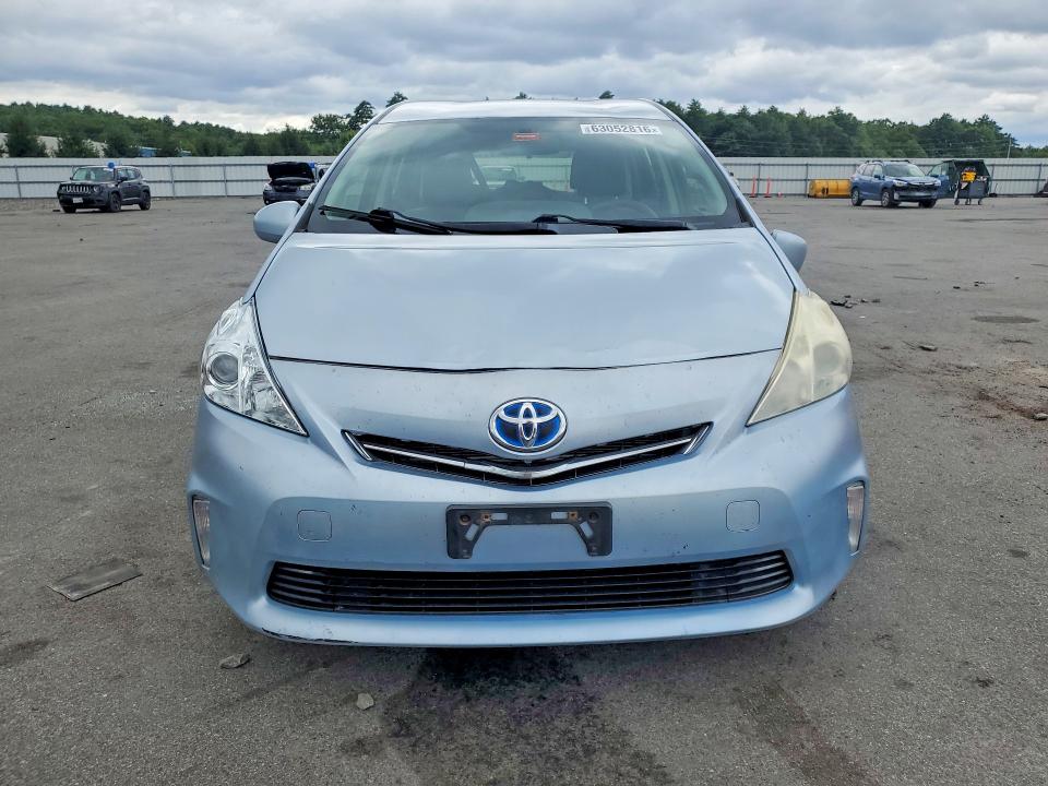 Photo 5 from auction – 2013 TOYOTA PRIUS V with VIN JTDZN3EU1D3193849